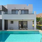Lambis Harmonia Βίλα Λίνδος