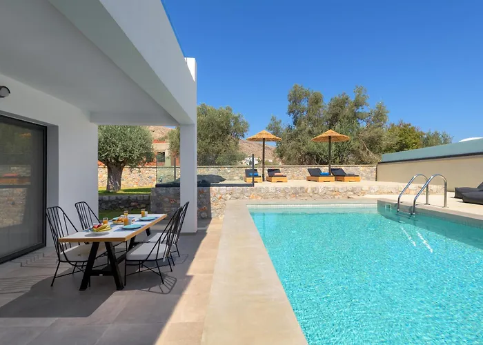 Lambis Harmonia Lindos (Rhodes)